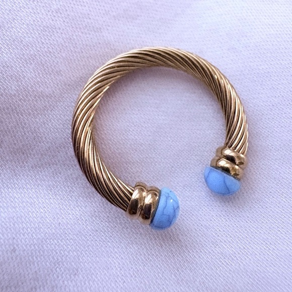 Twisted Gold Ring with Turquoise Accents - Picture 2 of 3
